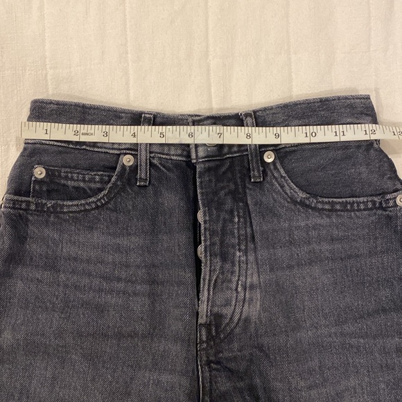 Everlane The Rigid Way High Short - Picture 7 of 7